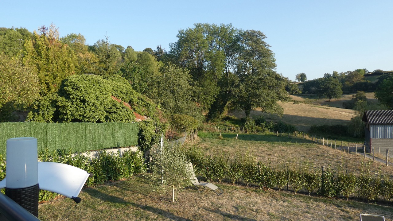 Photo of Outdoor in Mhere