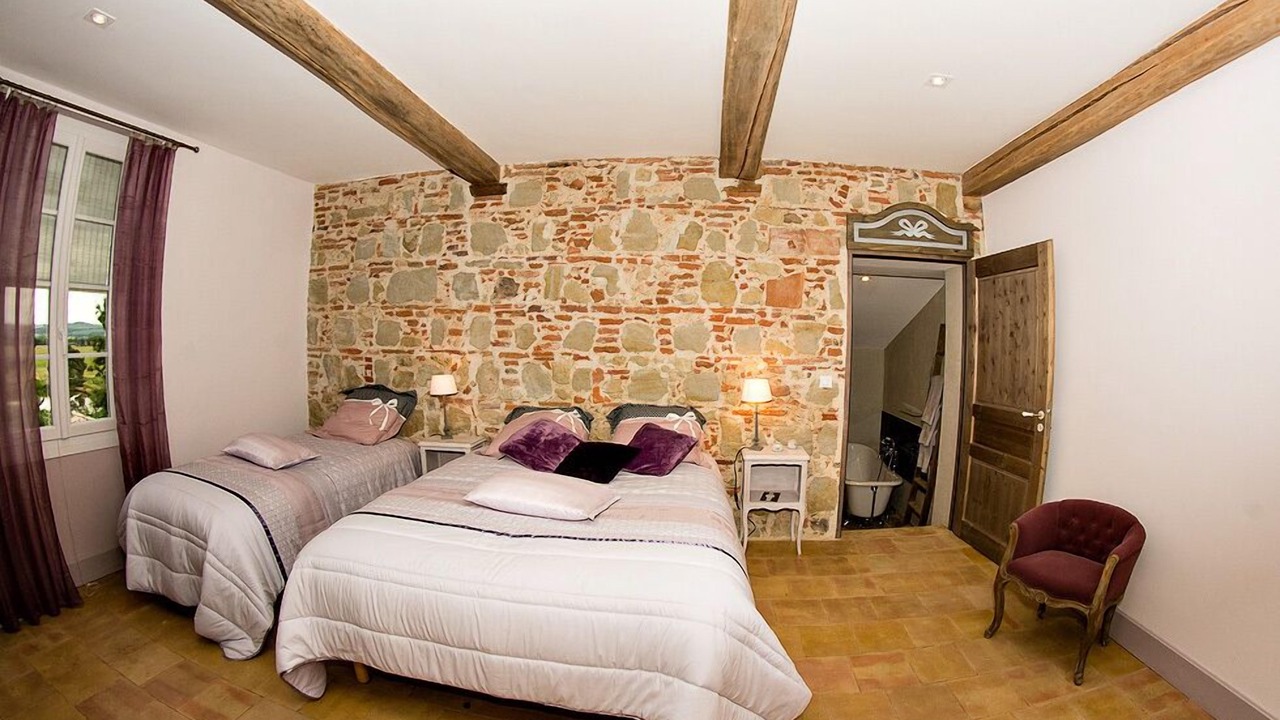 Photo of Bedroom in Giroussens