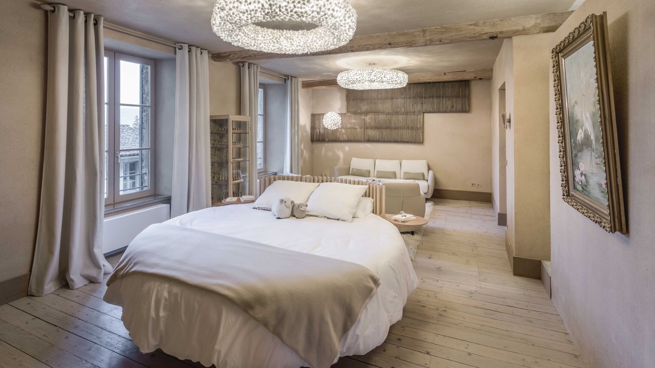 Photo of Bedroom in Chatte