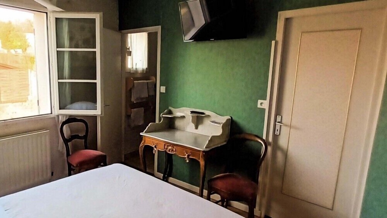 Photo of Bedroom in Remoncourt