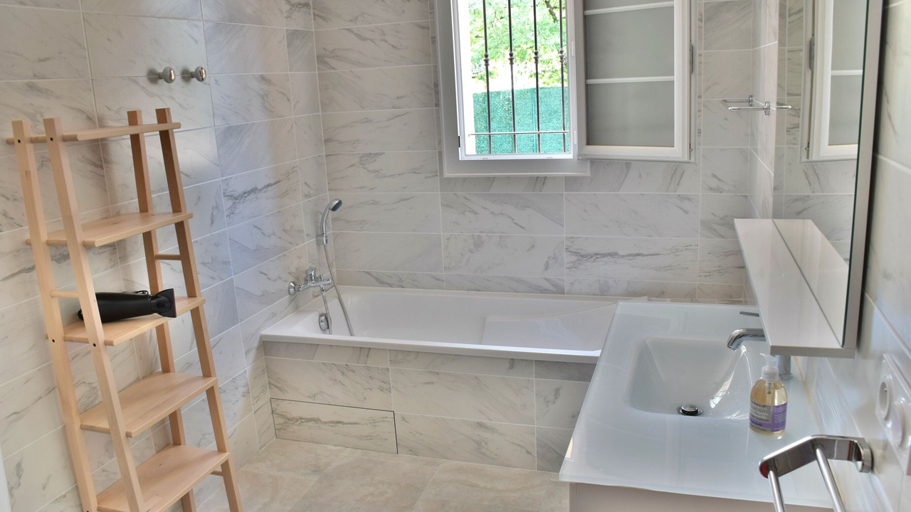 Photo of Bathroom in Mazan