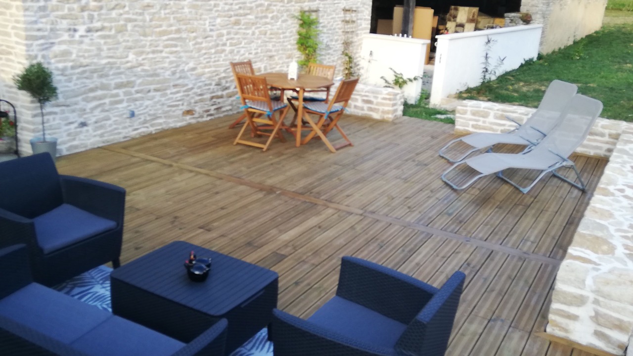 Photo of Outdoor in Echevronne
