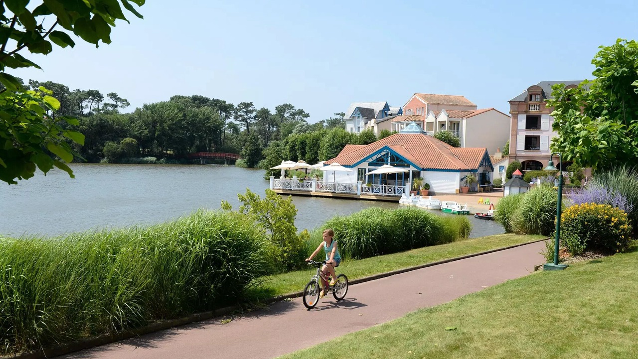 Photo of Others in Bourgenay