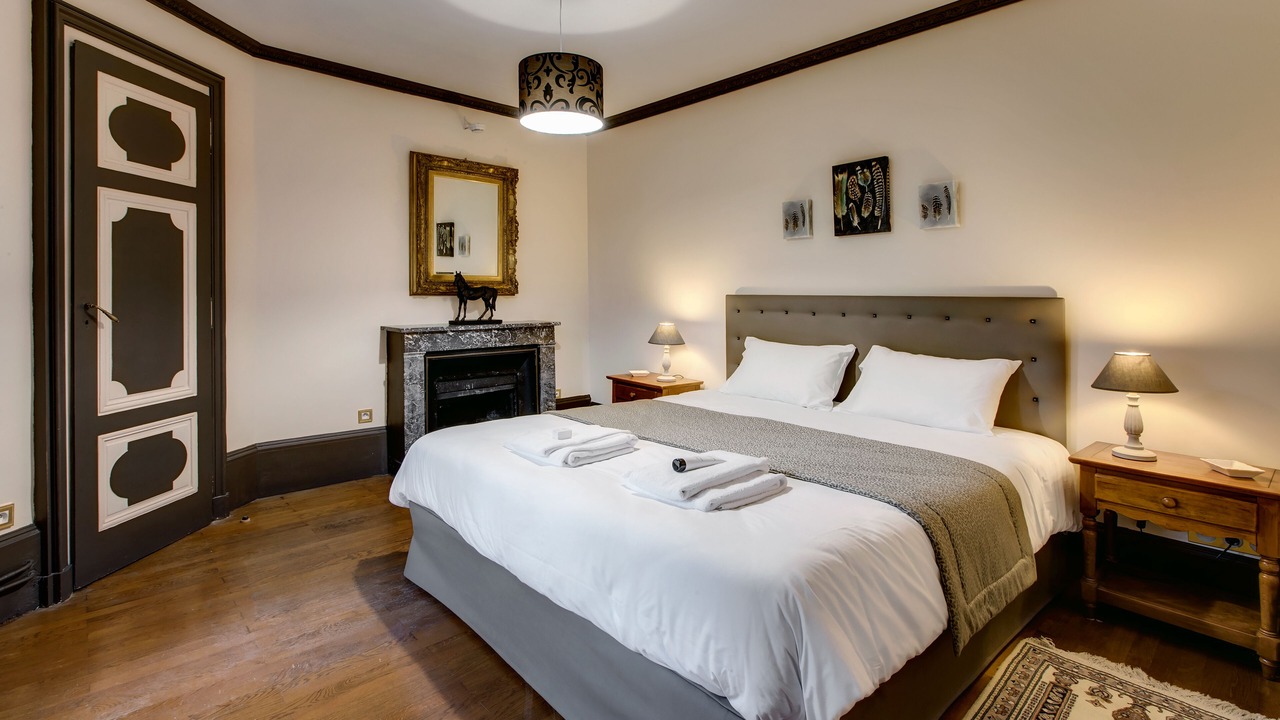Photo of Bedroom in Romenay