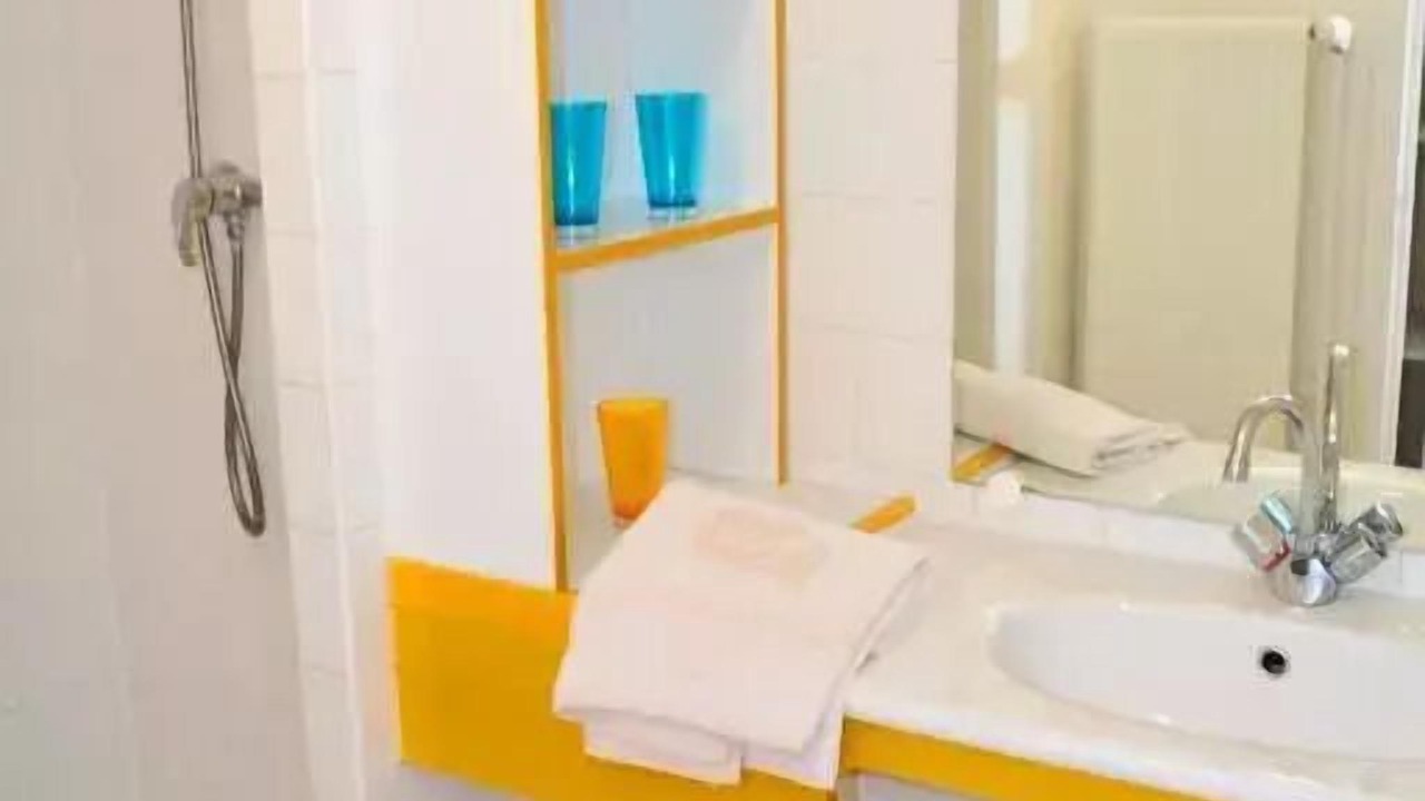 Photo of Bathroom in Saint-Julien-Chapteuil