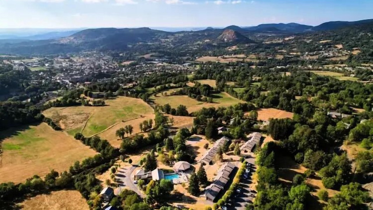 Photo of Outdoor in Saint-Julien-Chapteuil