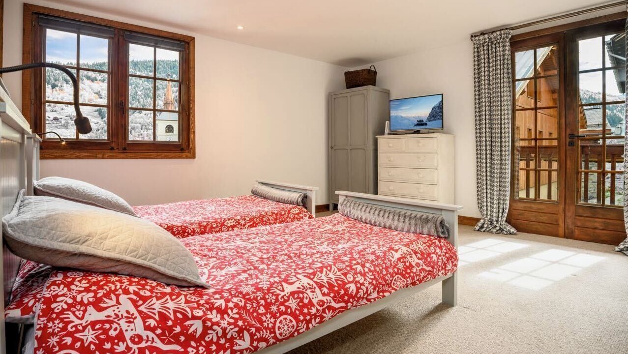 Photo of Bedroom in Les Allues