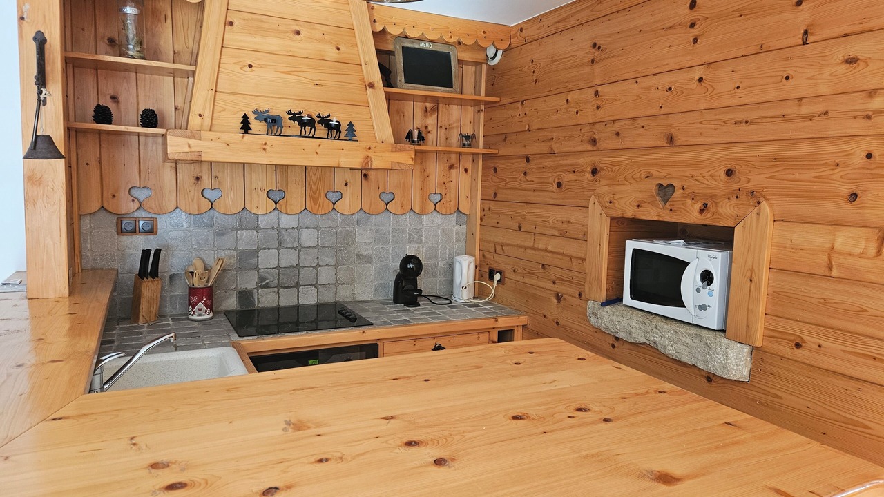 Photo of Kitchen in Saint-Laurent-en-Grandvaux