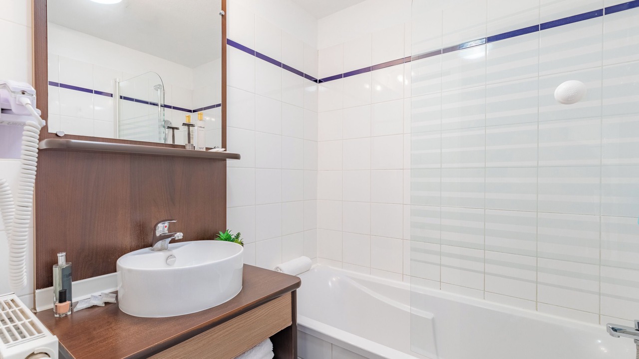 Photo of Bathroom in Chalon-sur-Saone