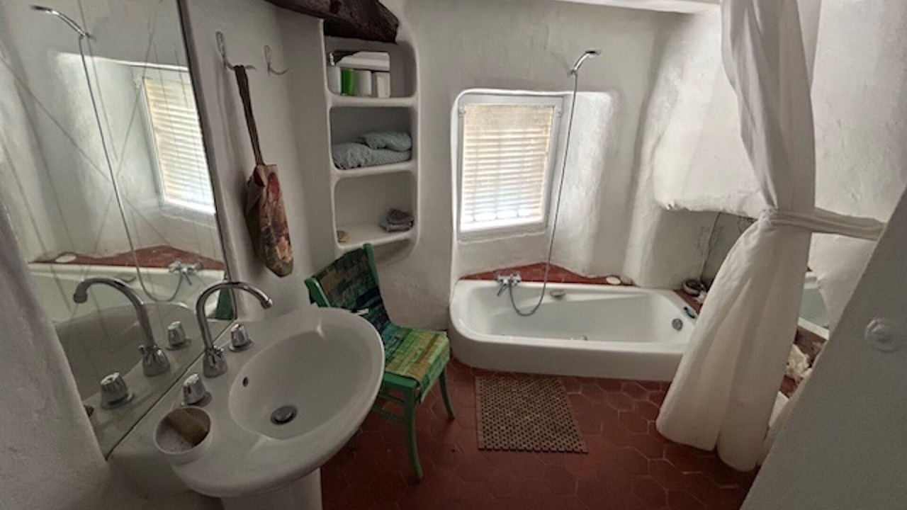 Photo of Bathroom in Mirabel-aux-Baronnies