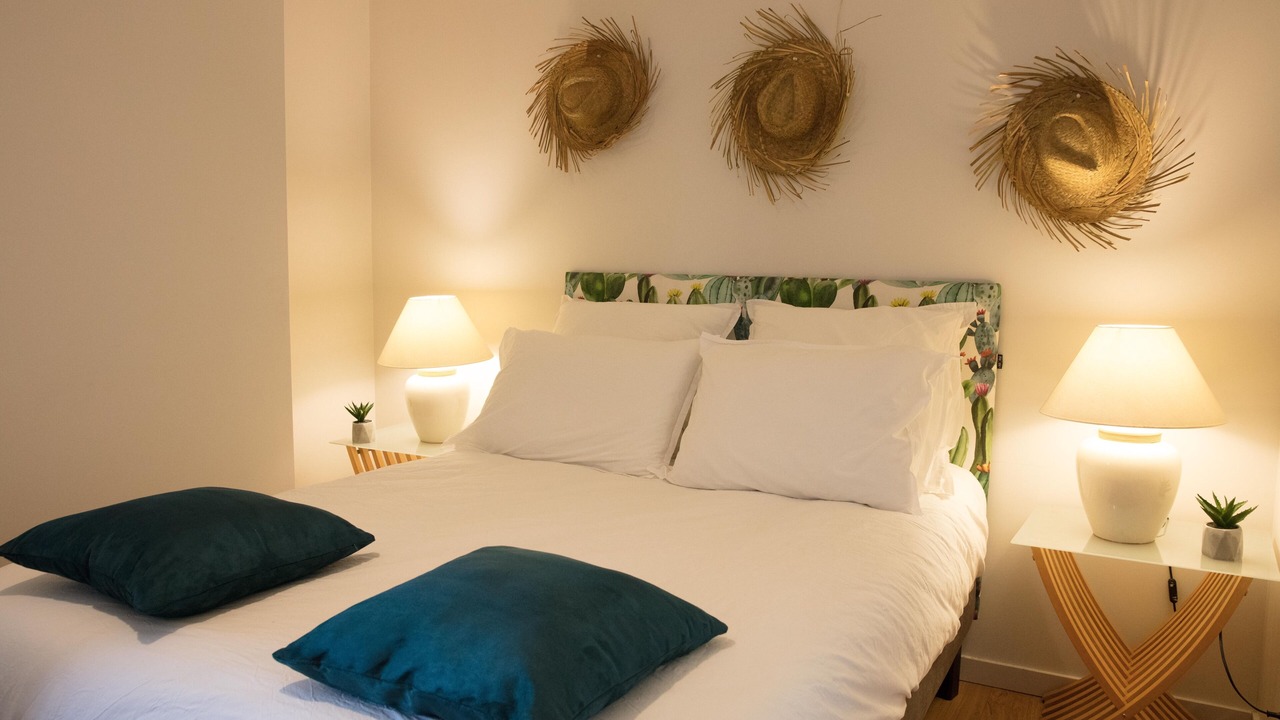 Photo of Bedroom in Tournus
