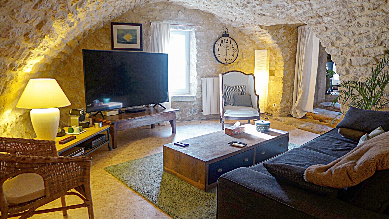 Photo of Livingroom in Saint-Restitut