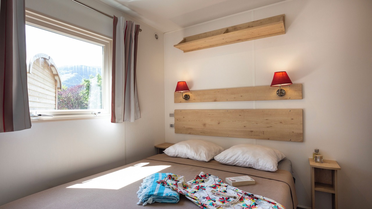 Photo of Bedroom in Arnay-le-Duc