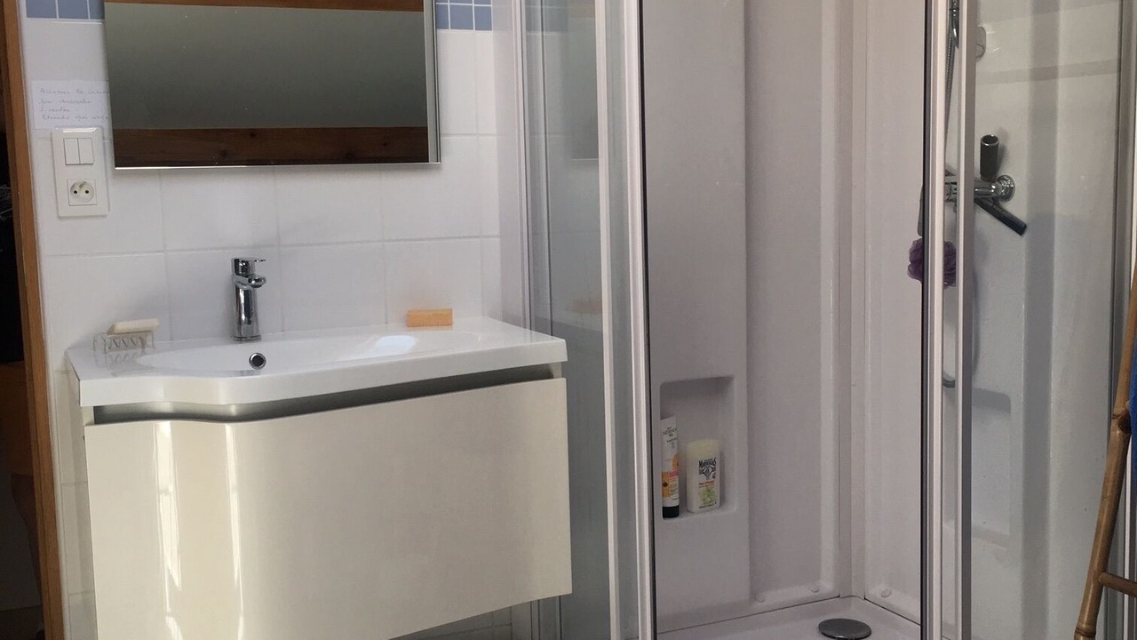 Photo of Bathroom in Villeneuve-de-Berg