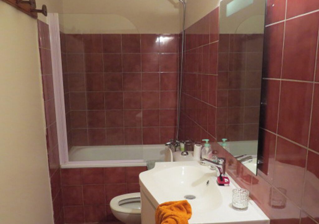 Photo of Bathroom in Villeneuve-de-Berg