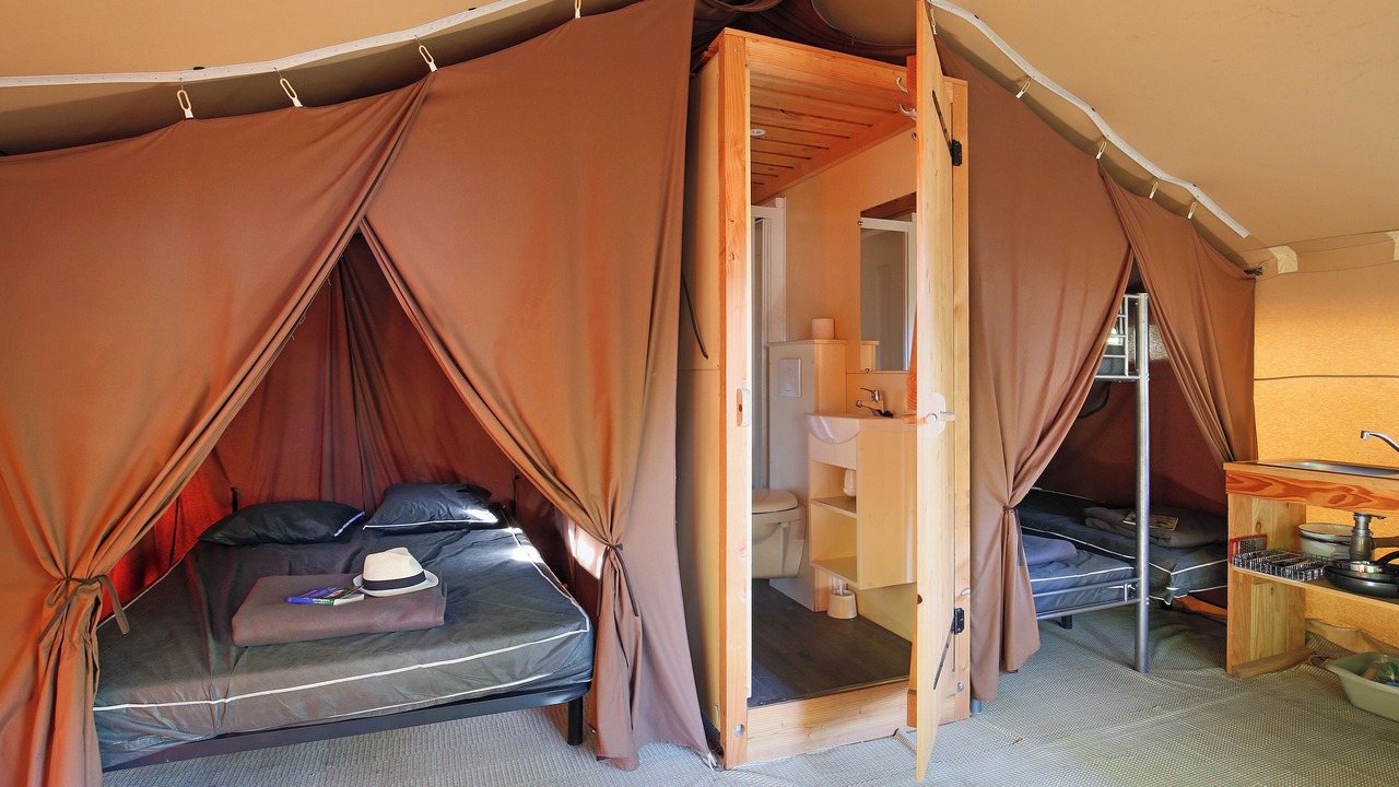 Photo of Bedroom in Saint-Julien-de-Peyrolas