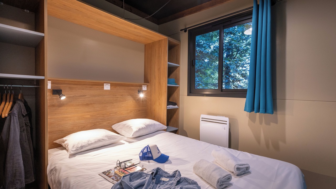 Photo of Bedroom in Saint-Julien-de-Peyrolas
