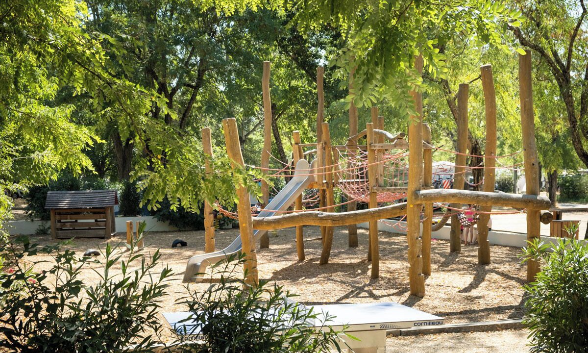Photo of Outdoor in Saint-Julien-de-Peyrolas