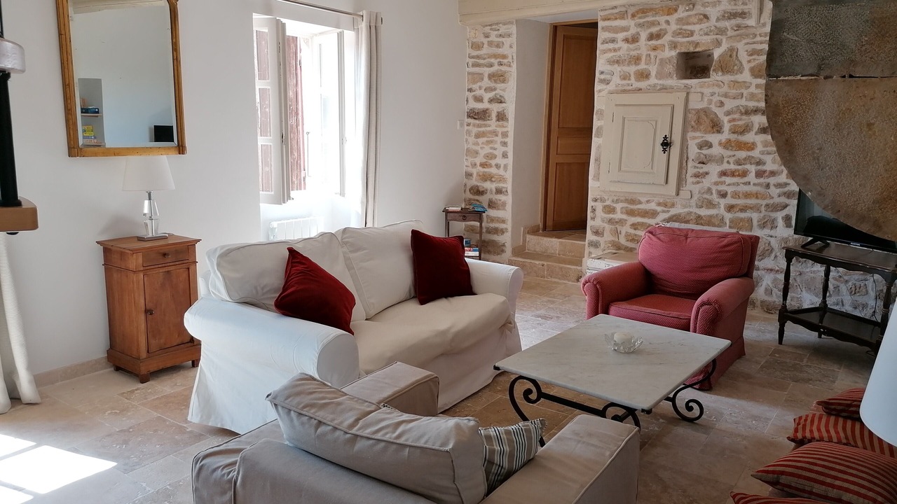 Photo of Livingroom in Berze-le-Chatel