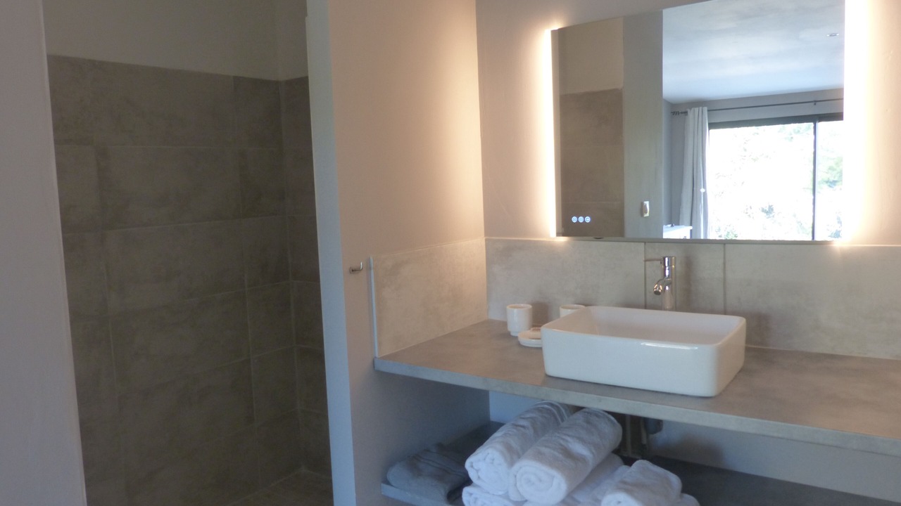 Photo of Bathroom in La Roque-sur-Pernes