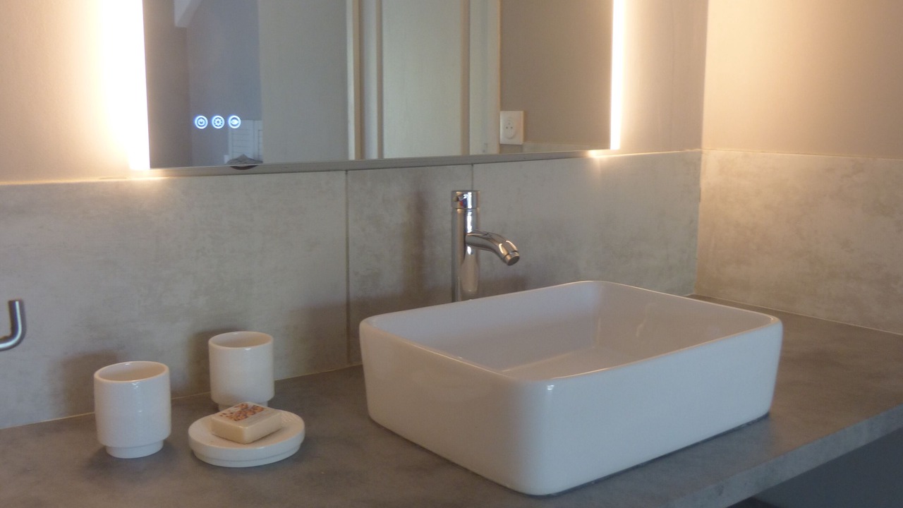 Photo of Bathroom in La Roque-sur-Pernes