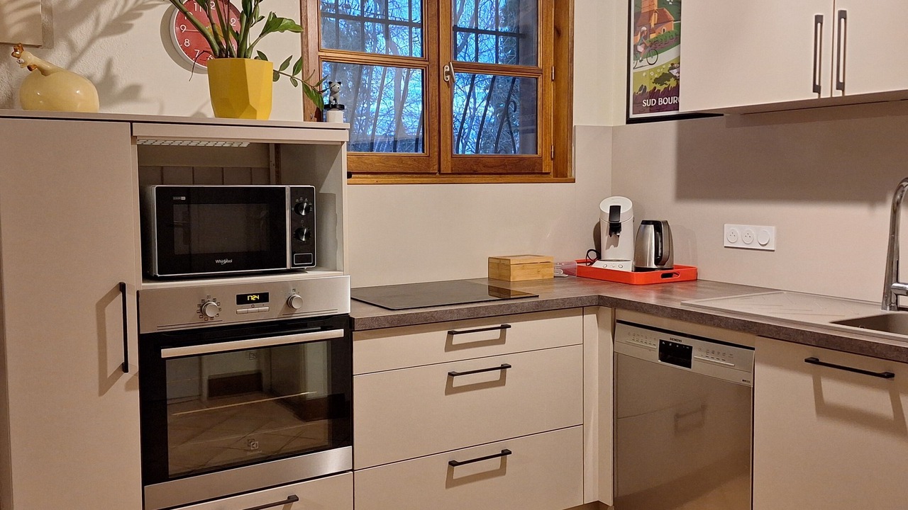 Photo of Kitchen in L'Abergement-de-Cuisery