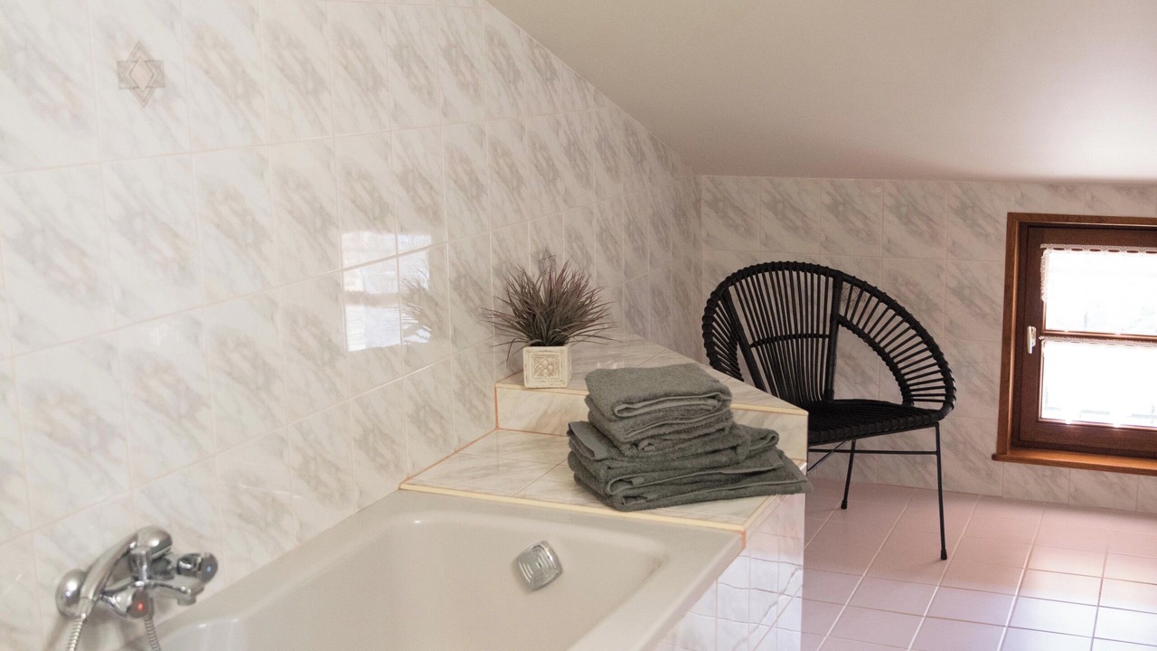 Photo of Bathroom in L'Abergement-de-Cuisery