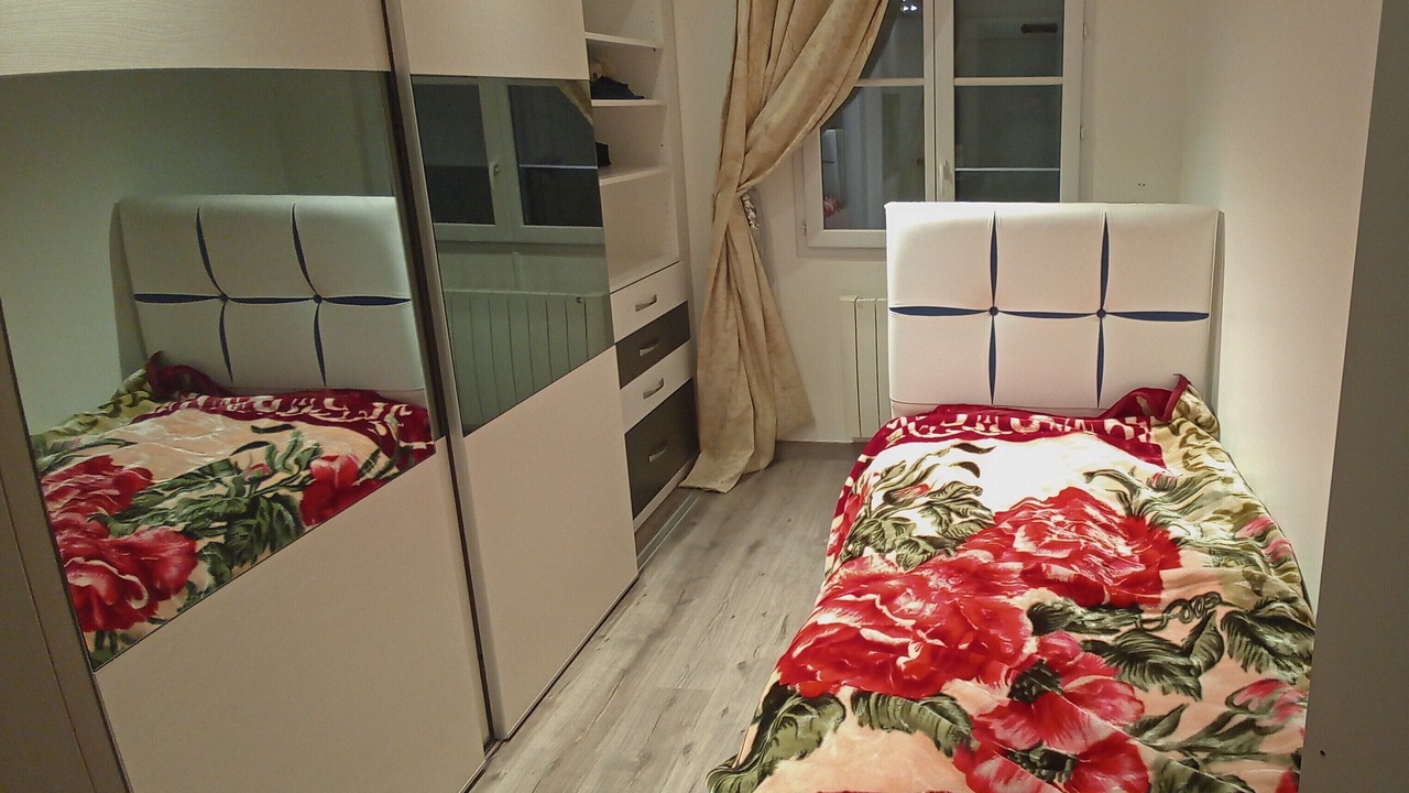 Photo of Bedroom in Antony