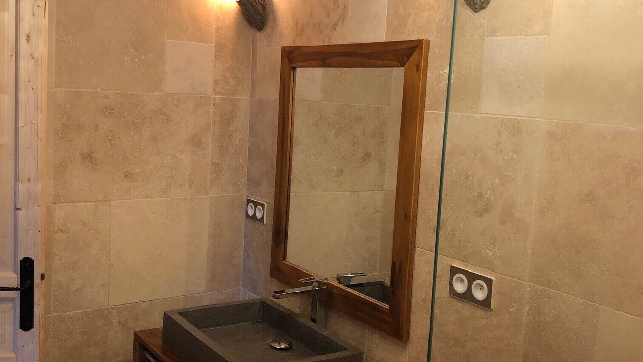 Photo of Bathroom in Saint-Apollinaire-de-Rias