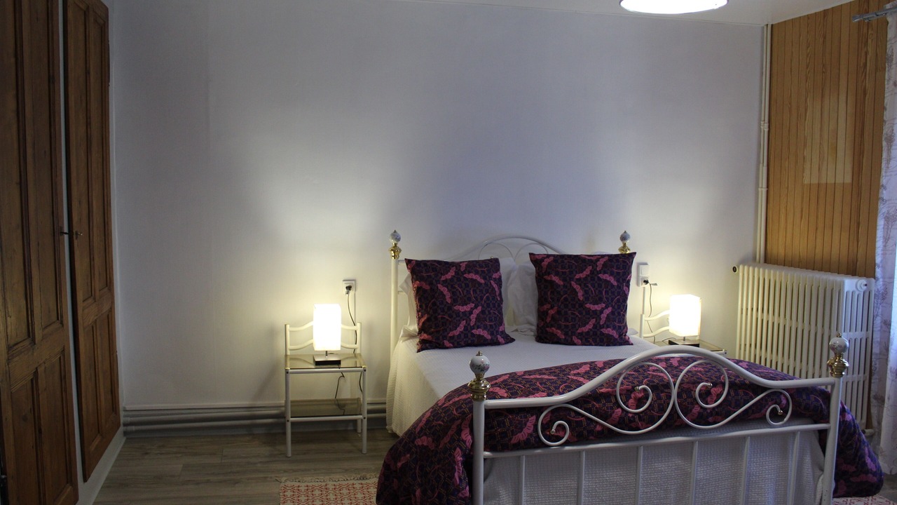 Photo of Bedroom in Longemaison