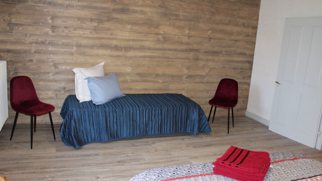 Photo of Bedroom in Longemaison