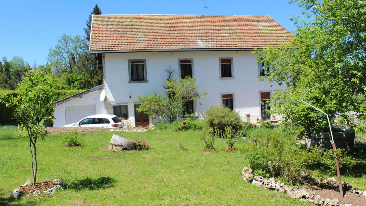 Photo of Outdoor in Longemaison
