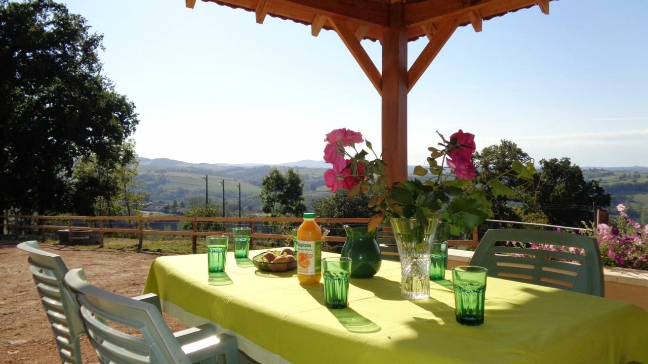 Photo of Outdoor in Regny