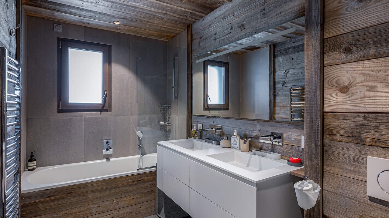 Photo of Bathroom in Meribel Village