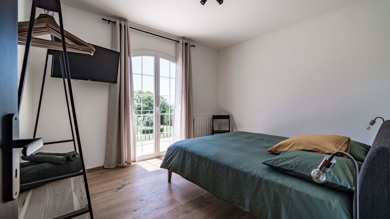 Photo of Bedroom in Malataverne