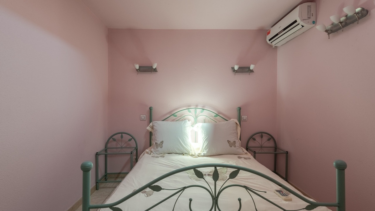 Photo of Bedroom in Saint-Germain