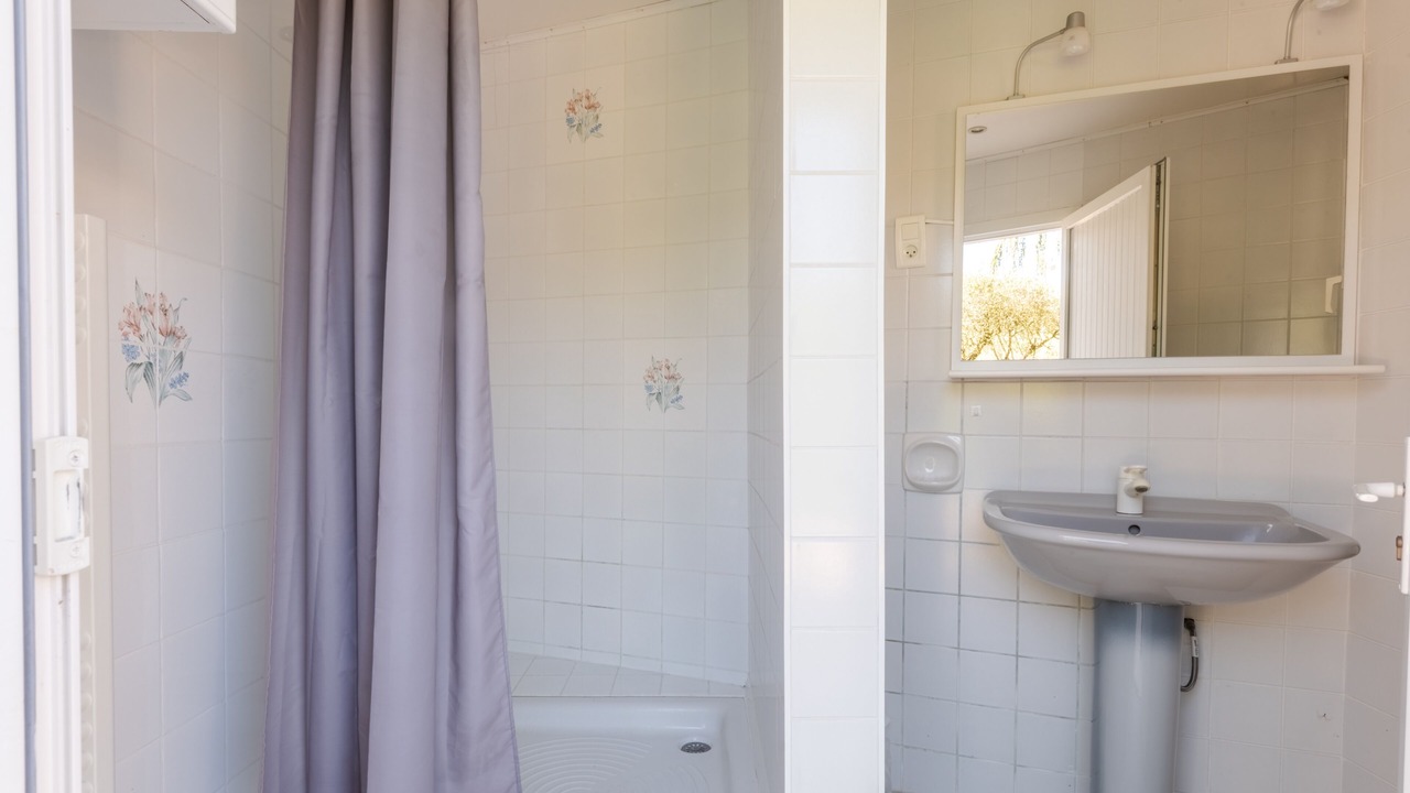 Photo of Bathroom in Saint-Germain