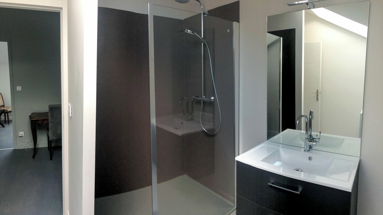 Photo of Bathroom in Panissieres