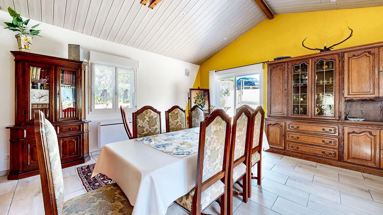 Photo of Bedroom in Espenel