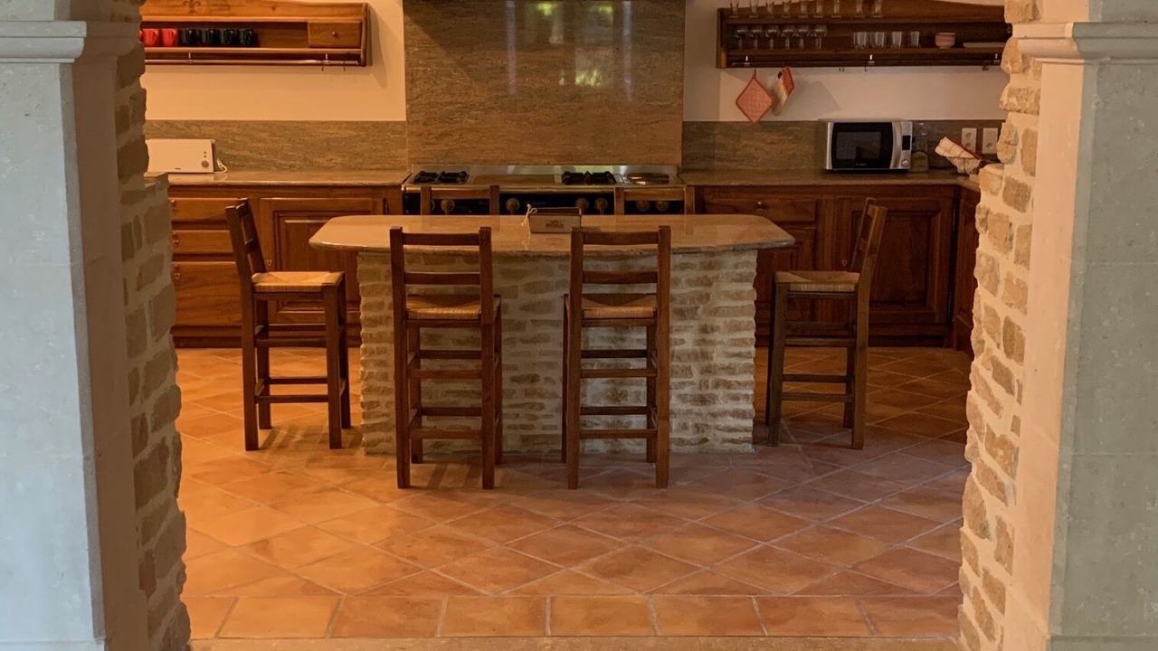 Photo of Kitchen in Piegon