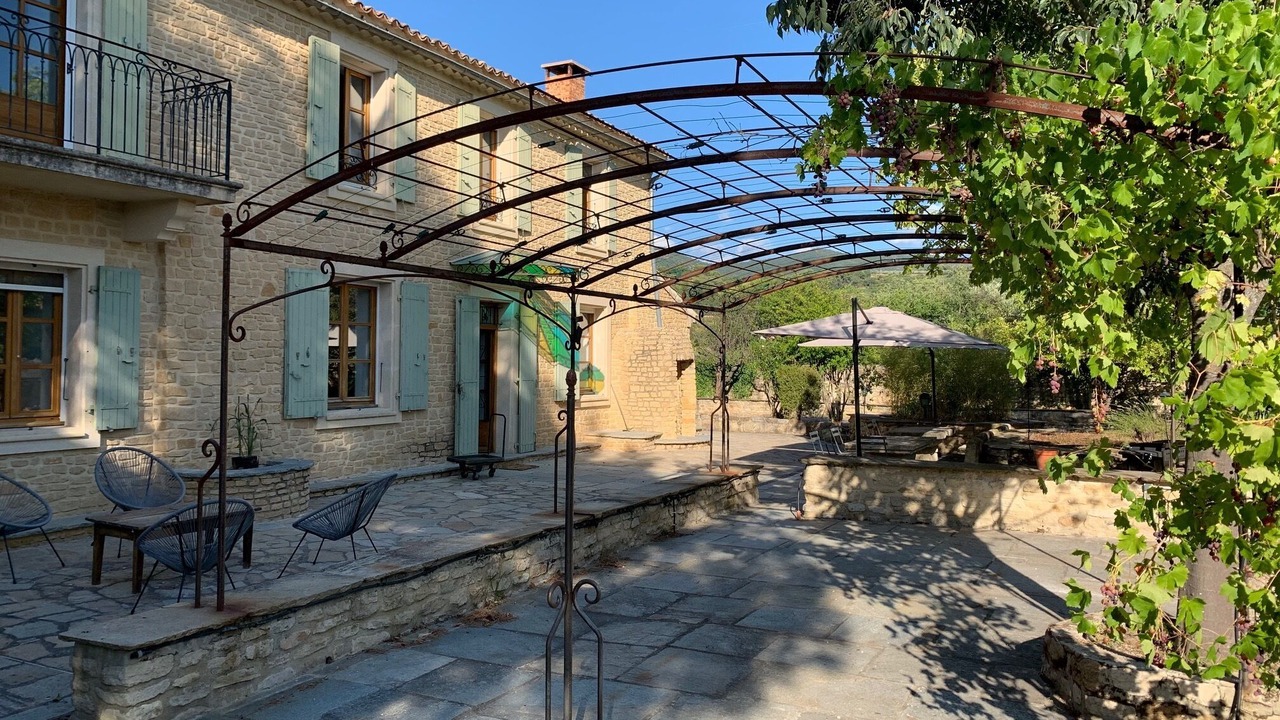 Photo of Outdoor in Piegon