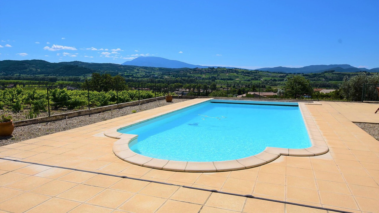 Photo of Outdoor in Saint-Maurice-sur-Eygues
