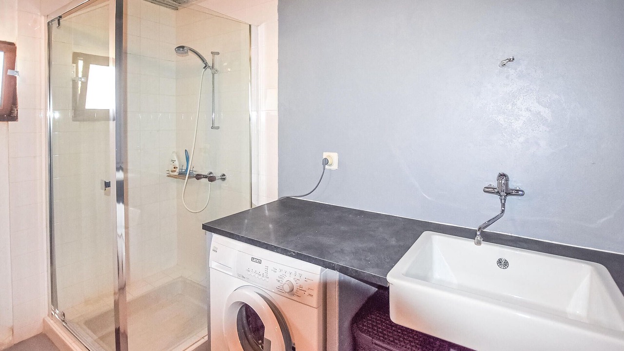 Photo of Bathroom in Saint-Maurice-sur-Eygues