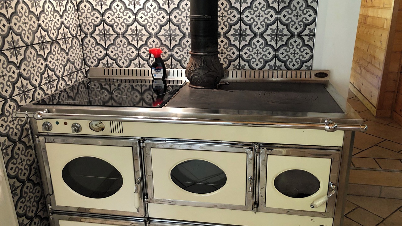 Photo of Kitchen in Saint-Bresson