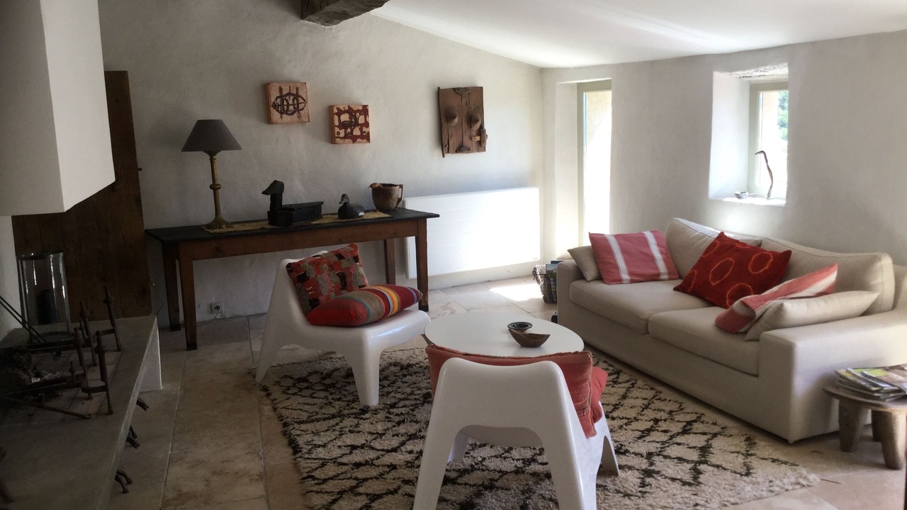 Photo of Livingroom in Saint-Leger-du-Ventoux