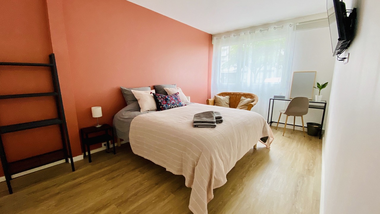 Photo of Bedroom in Quartier Massy-Opera I