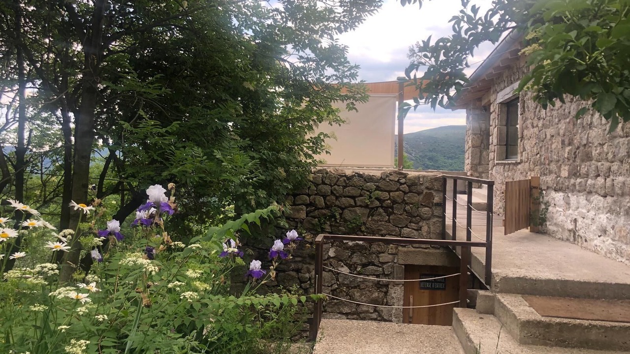 Photo of Outdoor in Labastide-sur-Besorgues