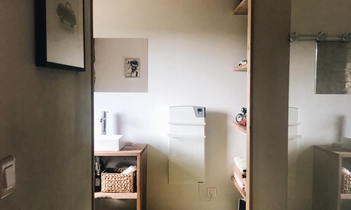 Photo of Bathroom in Labastide-sur-Besorgues