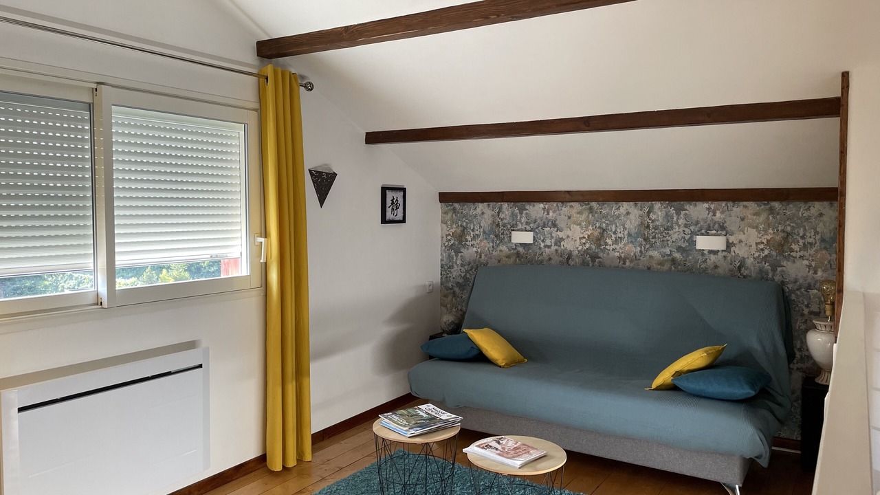 Photo of Livingroom in Job