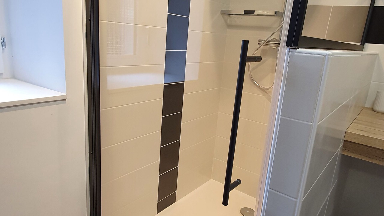 Photo of Bathroom in Saint-Pierre-de-Curtille